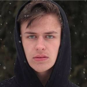 Meet your Posher, Sam